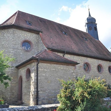 Ferienwohnung Lichtdurchflutetes Zimmer - Marienberg Waldbuttelbrunn Exterior foto